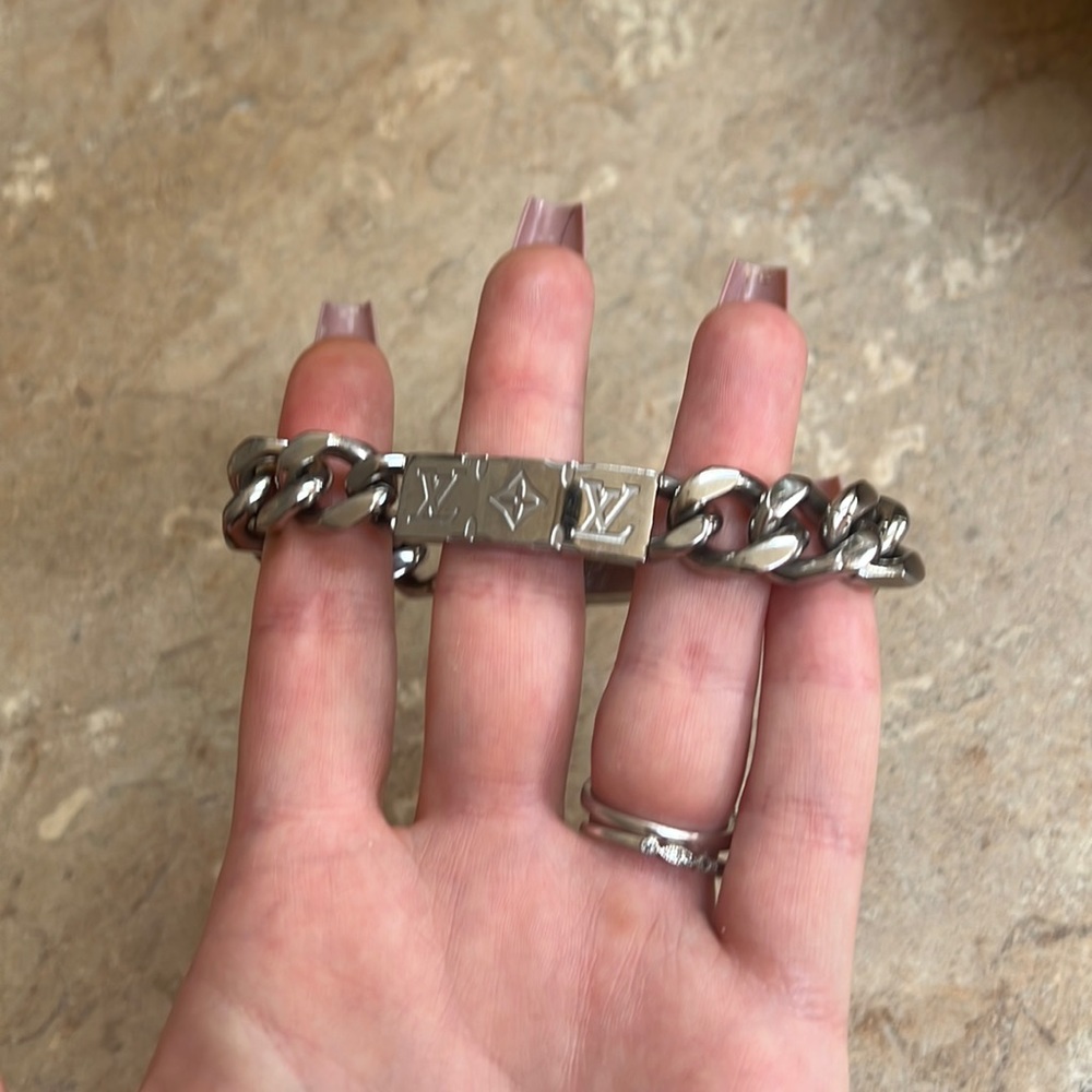 Louis Vuttion Chunky Silver bracelet